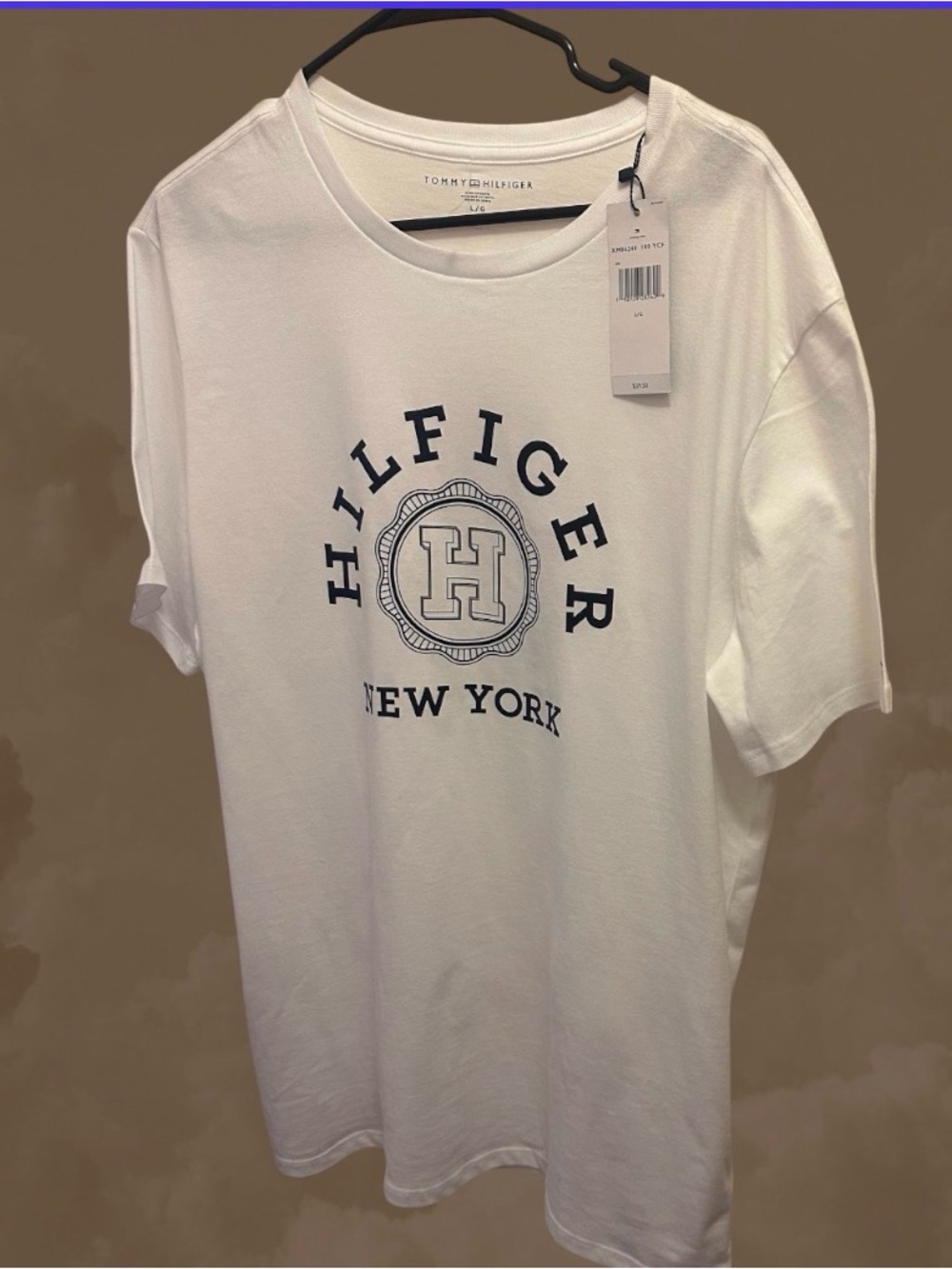 Tommy Hilfiger White T‑Shirt with Navy Logo